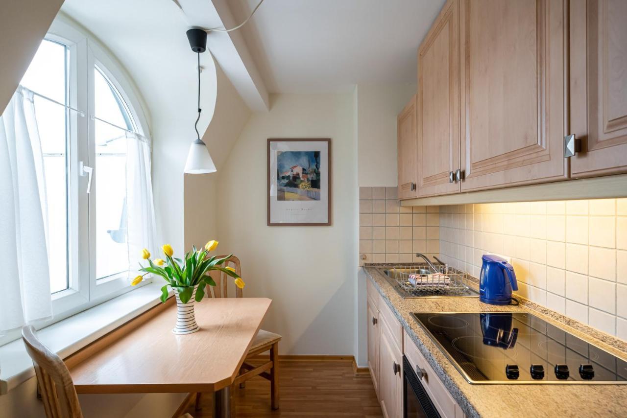 Haus Sonnenschein Goehren Apartment Гьорен Екстериор снимка
