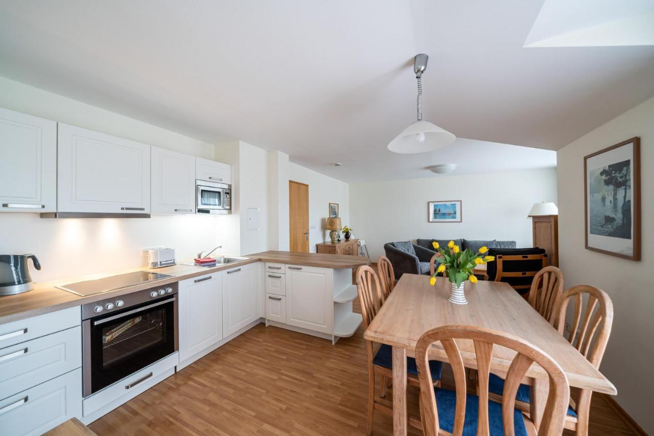 Haus Sonnenschein Goehren Apartment Гьорен Екстериор снимка